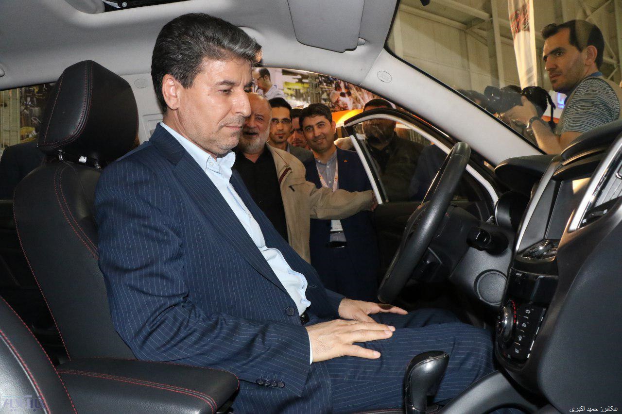 بازدید استاندار آذربایجان‌غربی و مدیرعامل سایپا از نمایشگاه خودرو ارومیه